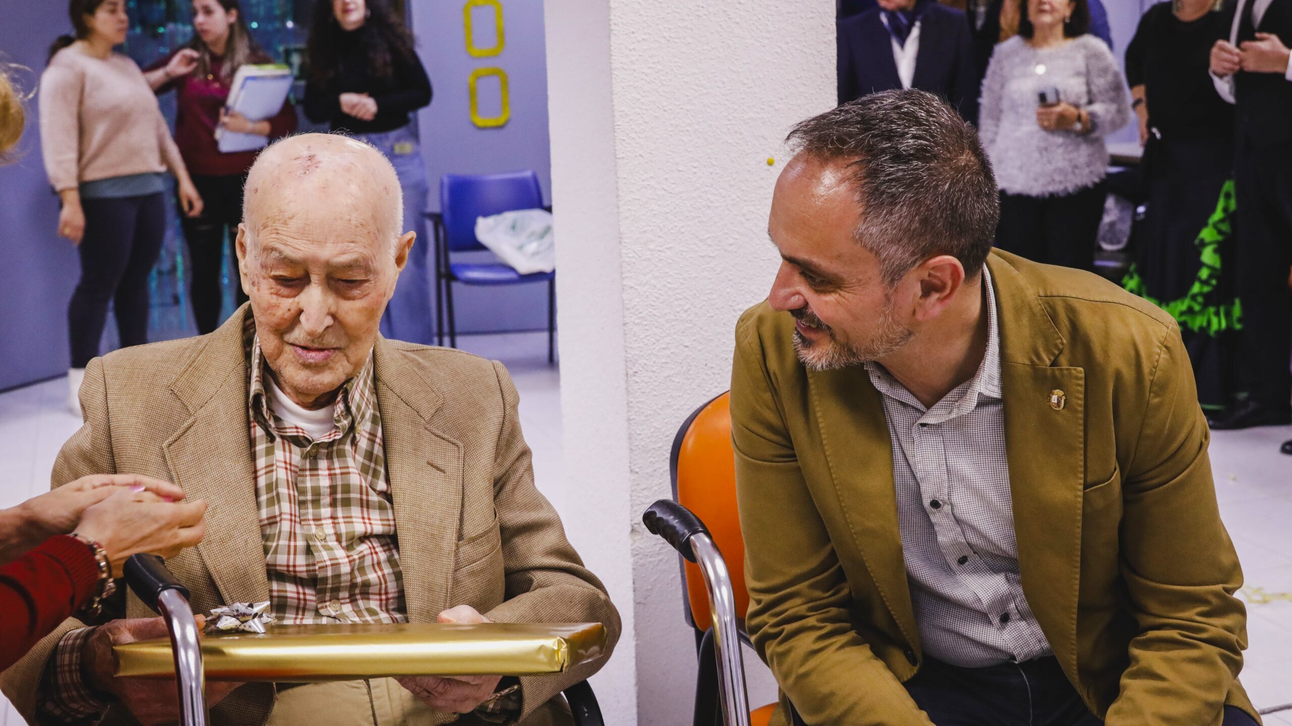 Móstoles rendirá un homenaje a los mayores de 100 años del municipio por su centenario