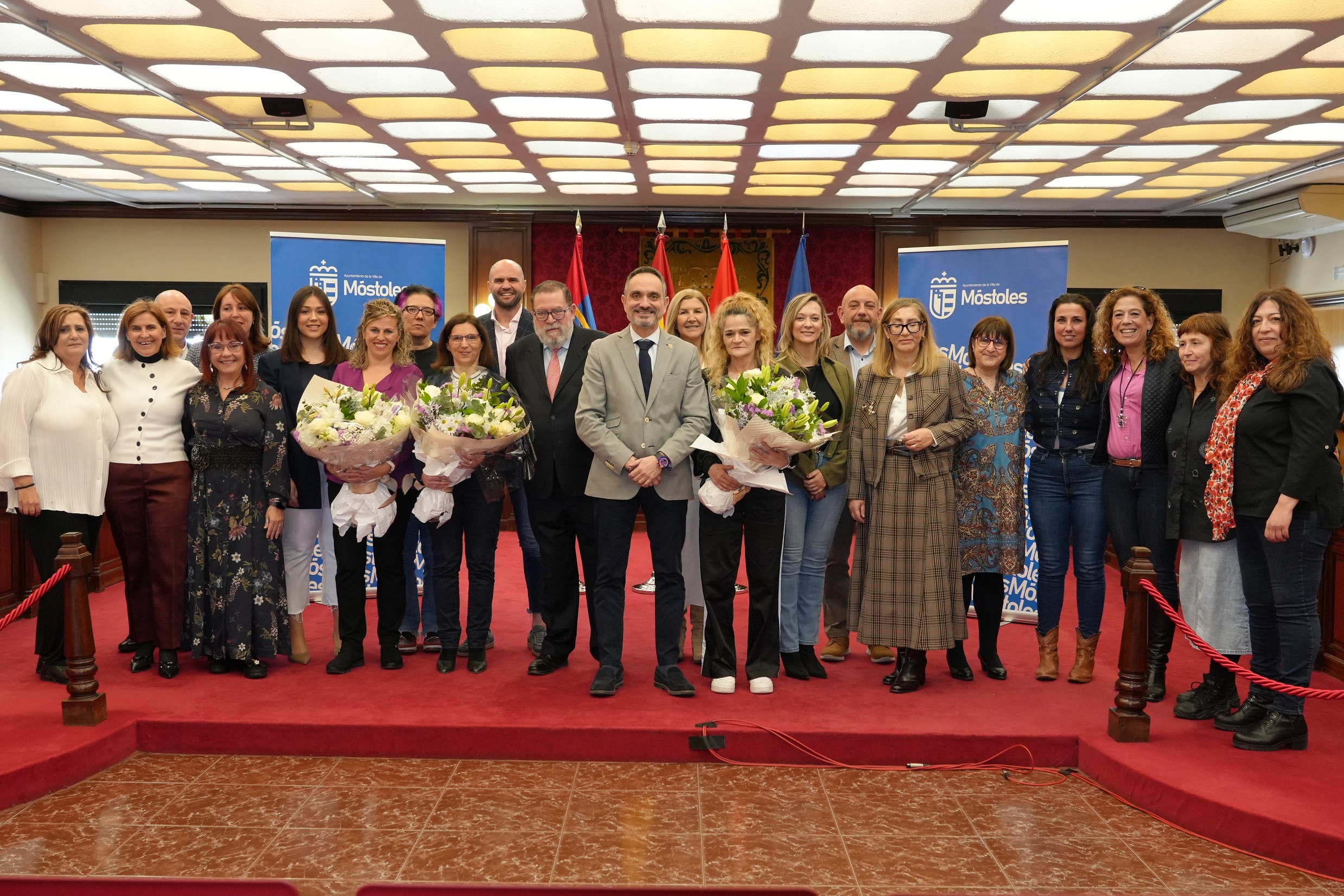 El Ayuntamiento de Móstoles homenajea a diez trabajadoras municipales por su compromiso con la ciudad