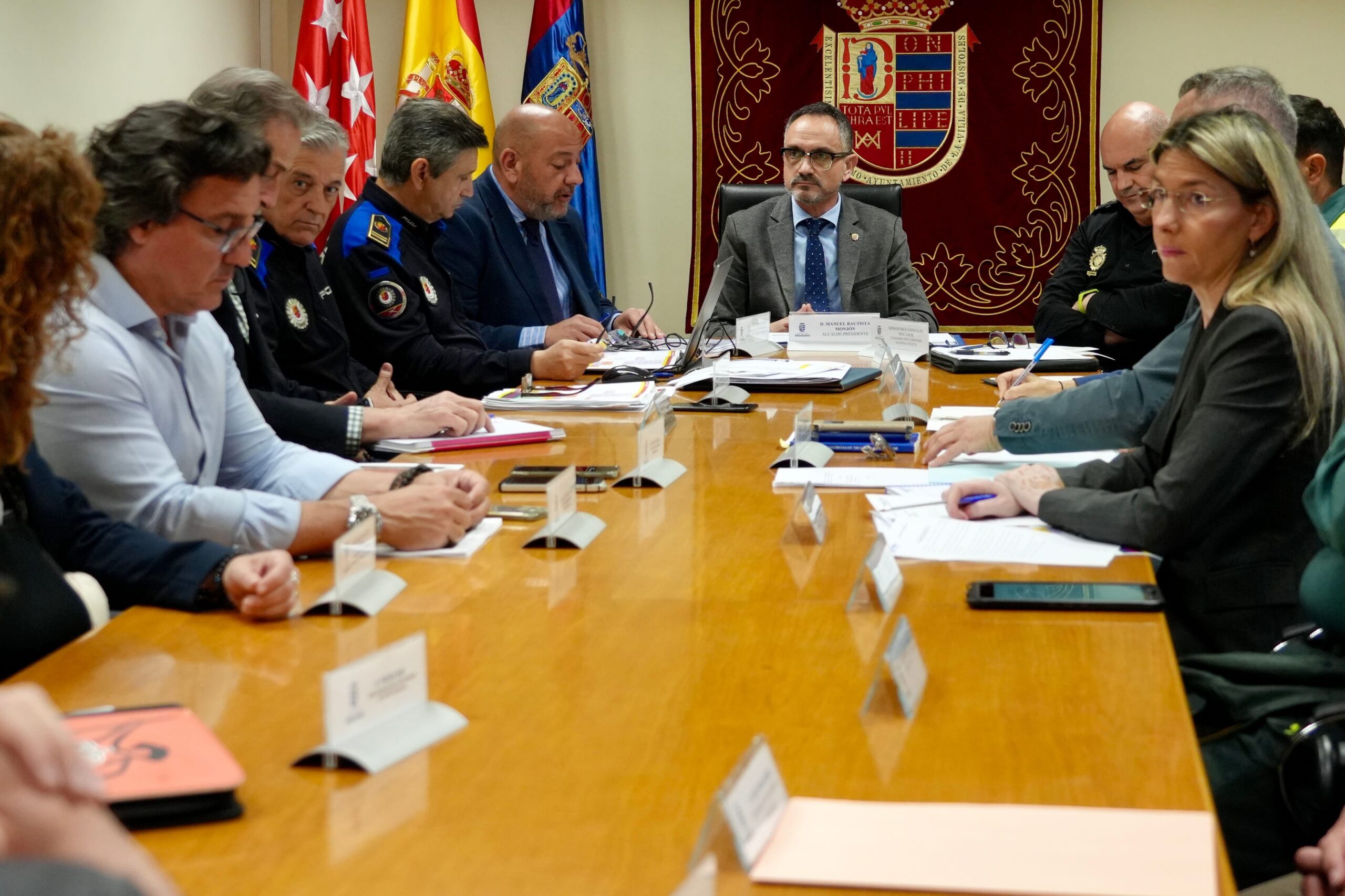 El alcalde de Móstoles preside la Junta Local de Seguridad para abordar el dispositivo de seguridad en las Fiestas del 2 de Mayo