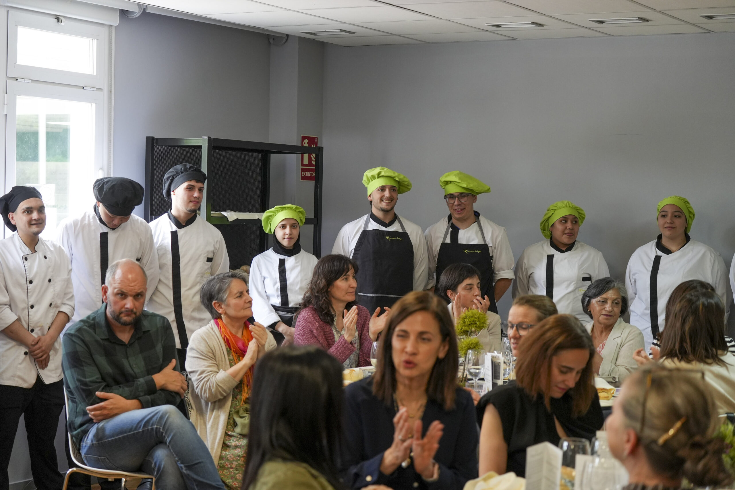 El alcalde asiste a la jornada gastronómica “Todos Somos Simone” de la escuela de hostelería y turismo Simone Ortega