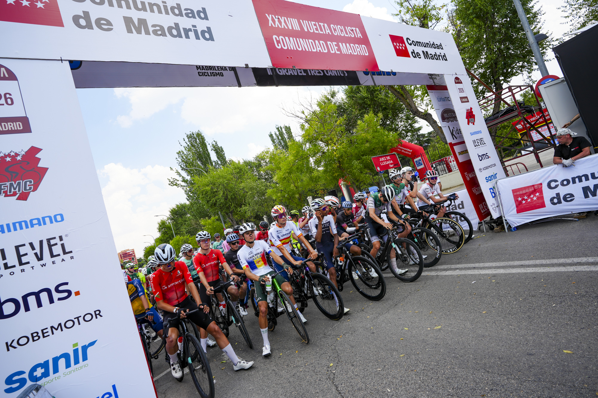 Móstoles acogió la etapa inaugural de la Vuelta Ciclista a la Comunidad de Madrid Sub23